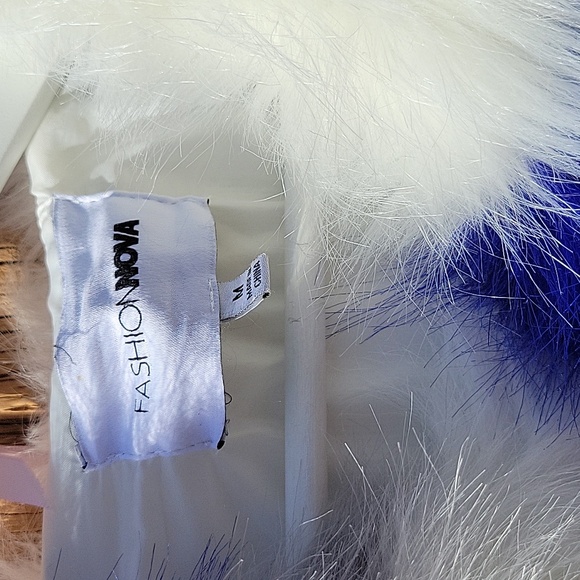 Umm... hi... I'm in love... - Picture 2 of 7